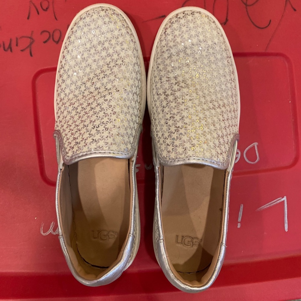 Ugg shoes